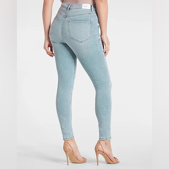 Express Skinny High Rise Jeans Light Wash Excellent Size 8 S - Picture 8 of 10